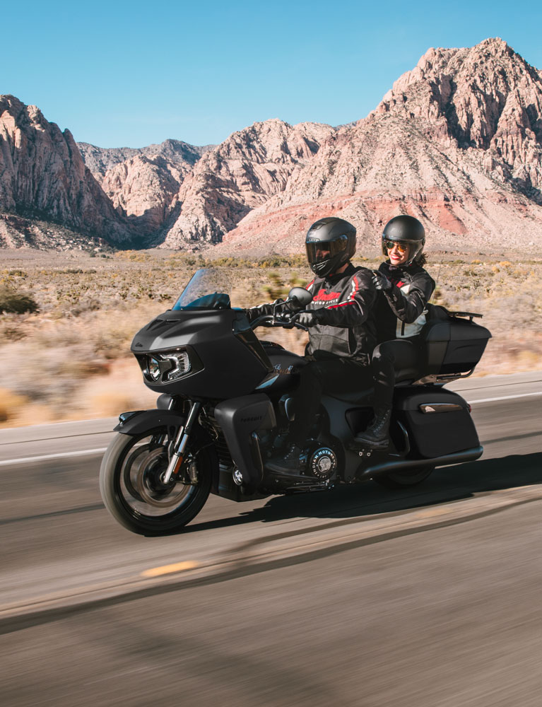 Indian Pursuit Dark Horse with 112 Package
